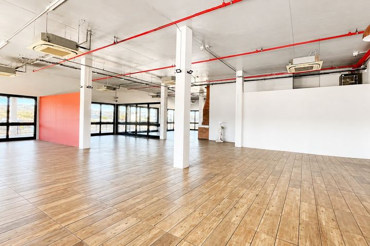 Office / Retail / Mixed Use To Rent in Lafrenz Industrial, Windhoek