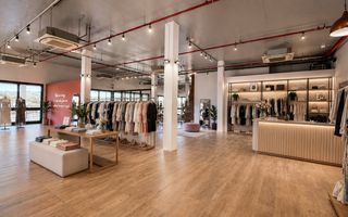 Office / Retail / Mixed Use To Rent in Lafrenz Industrial, W...