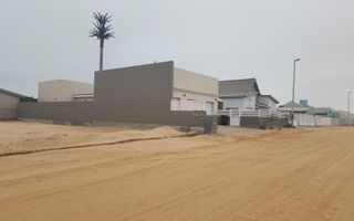 House For Sale in Sunbay, Henties Bay