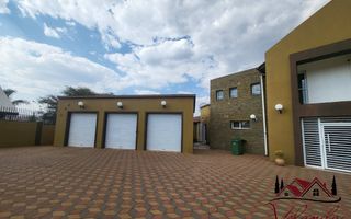 9 Bedroom House For Sale in Olympia, Windhoek
