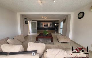 9 Bedroom House For Sale in Olympia, Windhoek