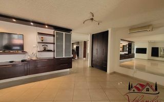 9 Bedroom House For Sale in Olympia, Windhoek