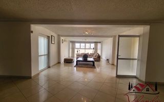 9 Bedroom House For Sale in Olympia, Windhoek