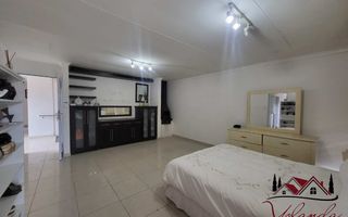 9 Bedroom House For Sale in Olympia, Windhoek
