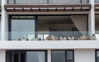 4 Bedroom House For Sale in Dolphin Beach