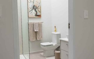 4 Bedroom House For Sale in Dolphin Beach