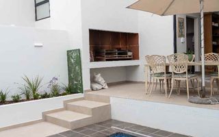 4 Bedroom House For Sale in Dolphin Beach