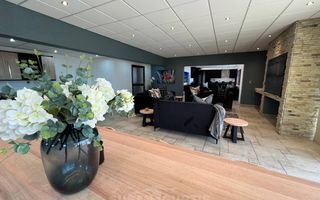 5 Bedroom House For Sale in Long Beach