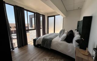 5 Bedroom House For Sale in Long Beach