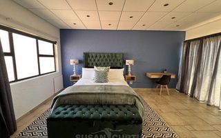 5 Bedroom House For Sale in Long Beach
