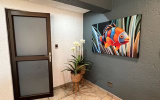 5 Bedroom House For Sale in Long Beach
