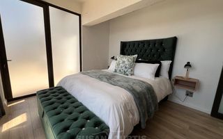 5 Bedroom House For Sale in Long Beach