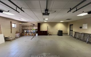 5 Bedroom House For Sale in Long Beach