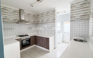 3 Bedroom House For Sale in Long Beach