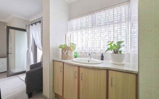 3 Bedroom House For Sale in Dolphin Beach