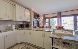 3 Bedroom House For Sale in Dolphin Beach