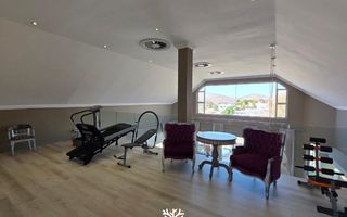 4 Bedroom House For Sale in Klein Windhoek, Windhoek