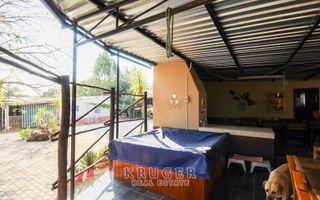 5 Bedroom House For Sale in Outjo