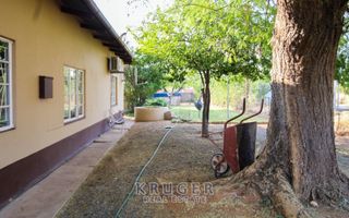 5 Bedroom House For Sale in Outjo