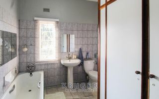 5 Bedroom House For Sale in Outjo