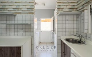3 Bedroom House For Sale in Long Beach