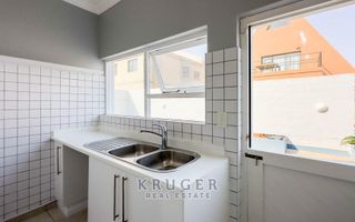 3 Bedroom House For Sale in Long Beach