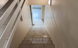 3 Bedroom House For Sale in Long Beach