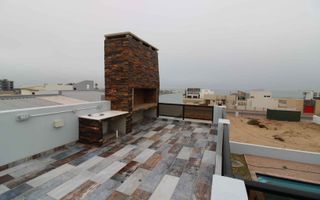 4 Bedroom House For Sale in Dolphin Beach