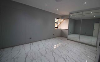 4 Bedroom House For Sale in Dolphin Beach