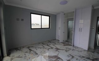 4 Bedroom House For Sale in Dolphin Beach