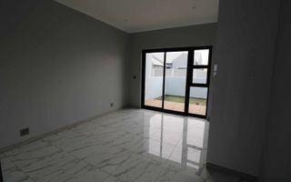 4 Bedroom House For Sale in Dolphin Beach