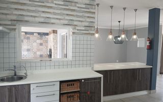 3 Bedroom House For Sale in Long Beach