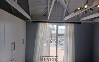 3 Bedroom House For Sale in Long Beach
