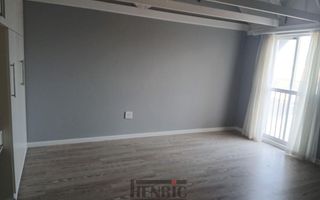 3 Bedroom House For Sale in Long Beach