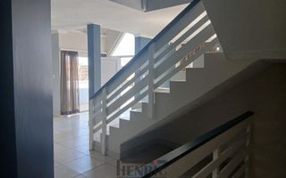 3 Bedroom House For Sale in Long Beach