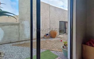 3 Bedroom House For Sale in Meersig