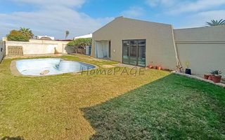 3 Bedroom House For Sale in Meersig