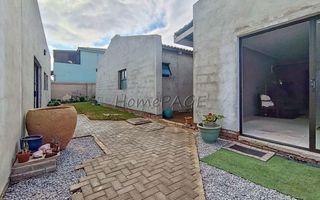 3 Bedroom House For Sale in Meersig