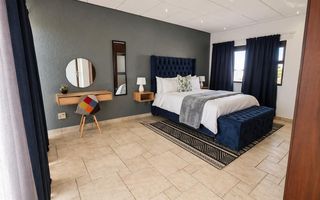 5 Bedroom House For Sale in Long Beach