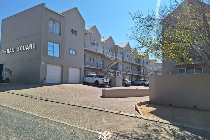 2 Bedroom Apartment For Sale in Elisenheim, Windhoek