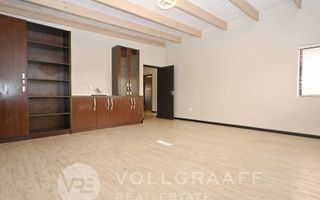 5 Bedroom House For Sale in Swakopmund Ext 9, Swakopmund