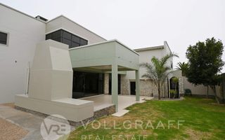 5 Bedroom House For Sale in Swakopmund Ext 9, Swakopmund