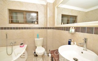 3 Bedroom House For Sale in Mile 4, Swakopmund