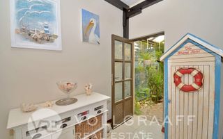 3 Bedroom House For Sale in Mile 4, Swakopmund