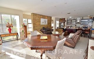 3 Bedroom House For Sale in Mile 4, Swakopmund