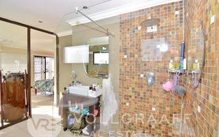 3 Bedroom House For Sale in Mile 4, Swakopmund