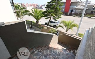 3 Bedroom House For Sale in Mile 4, Swakopmund