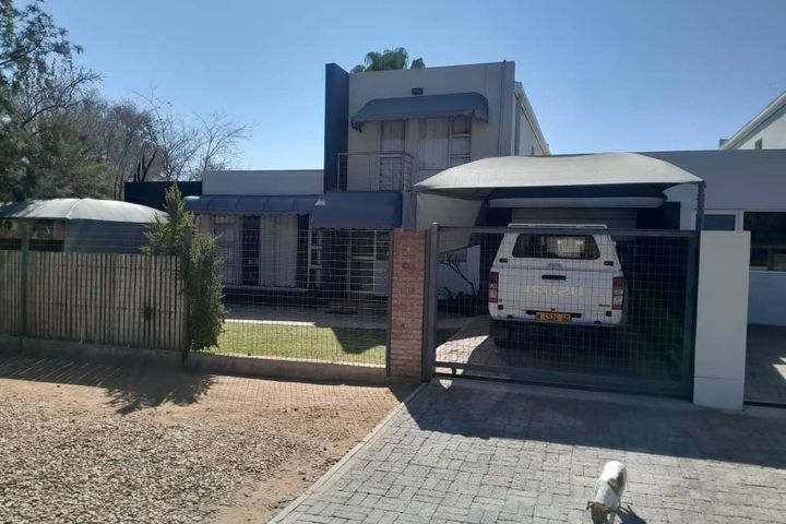 3 Bedroom Apartment For Sale in Gobabis