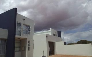 3 Bedroom Apartment For Sale in Gobabis