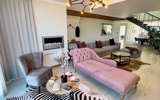 4 Bedroom House To Rent in Lagoon